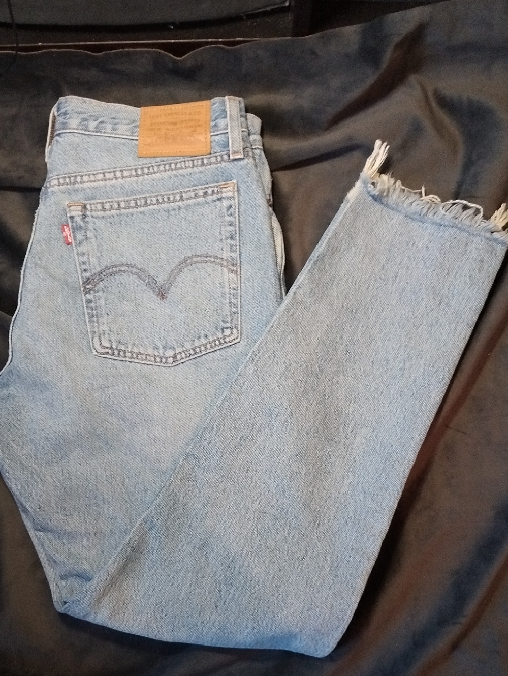 Big E Levi's Medium Wash High-Rise Frayed Hem Straight Leg Wedgie Icon Jean - 29